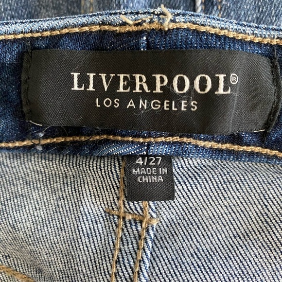 Liverpool Kristy High Rise Short With Cut Hem NWT Size 4/27 - Picture 4 of 8